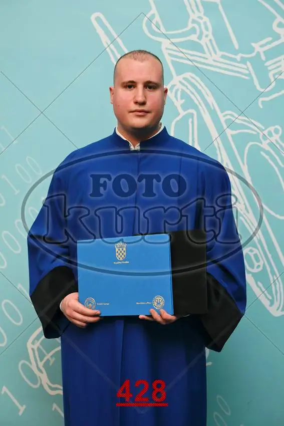 09:00h 8 - FotoKurti