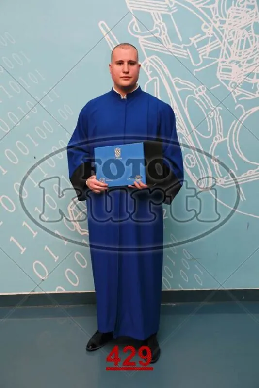 09:00h 9 - FotoKurti
