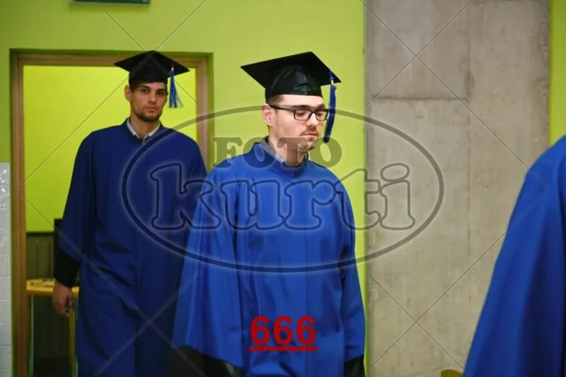 11:00h 11 - FotoKurti