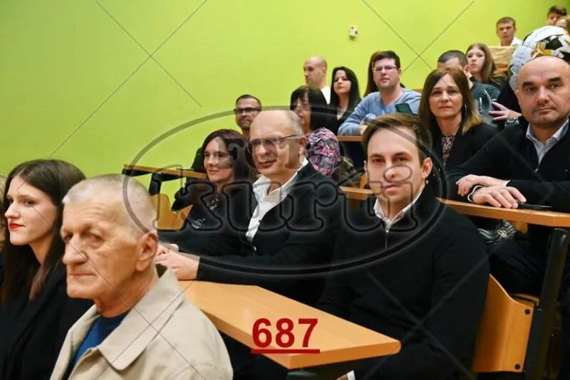 11:00h 8 - FotoKurti