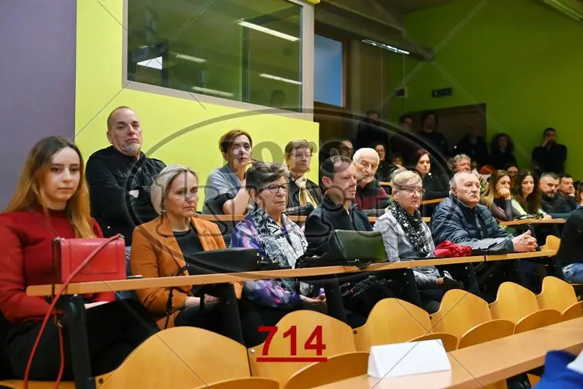 11:00h 11 - FotoKurti