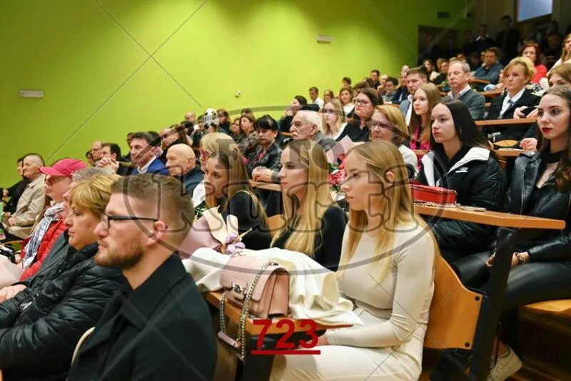 11:00h 8 - FotoKurti