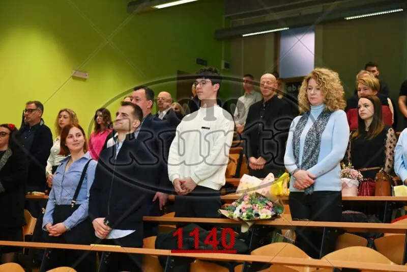 13:00h 9 - FotoKurti