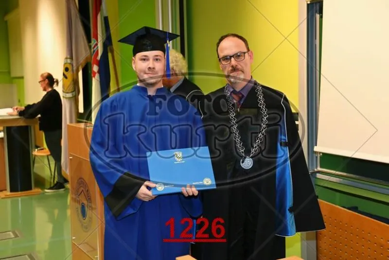 13:00h 11 - FotoKurti