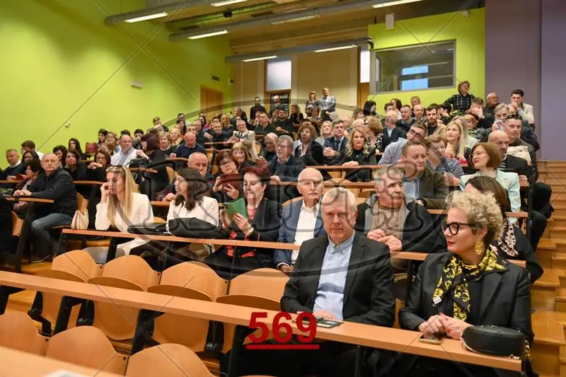 10:30h 4 - FotoKurti