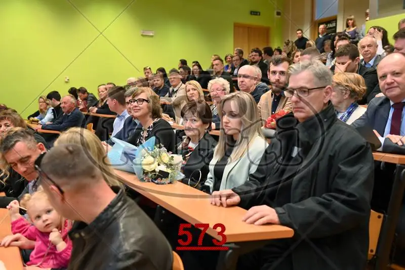10:30h 8 - FotoKurti