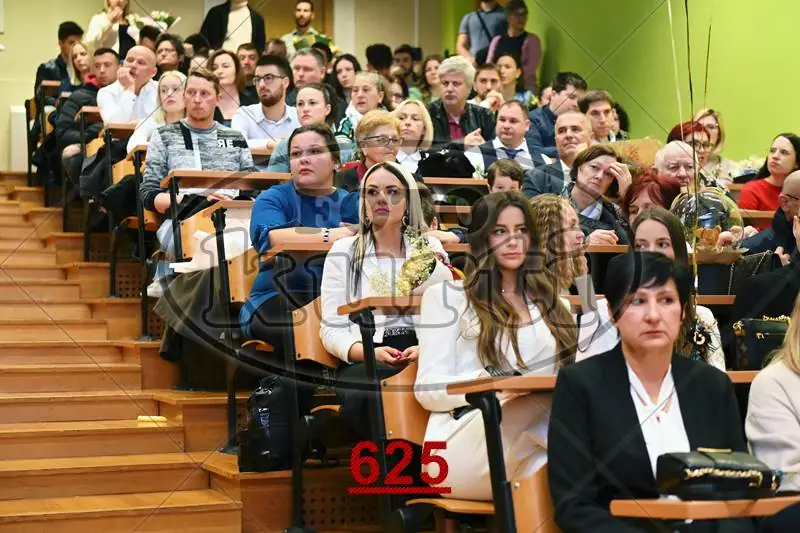 10:30h 12 - FotoKurti