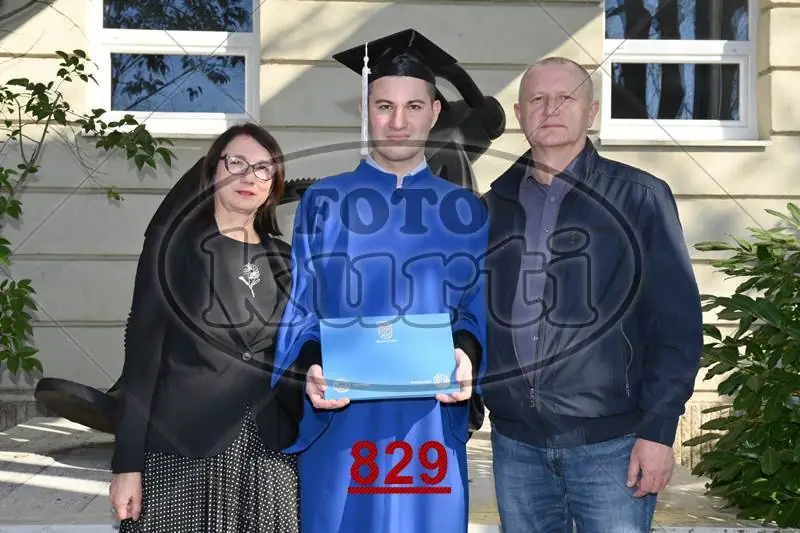 10:30h 12 - FotoKurti