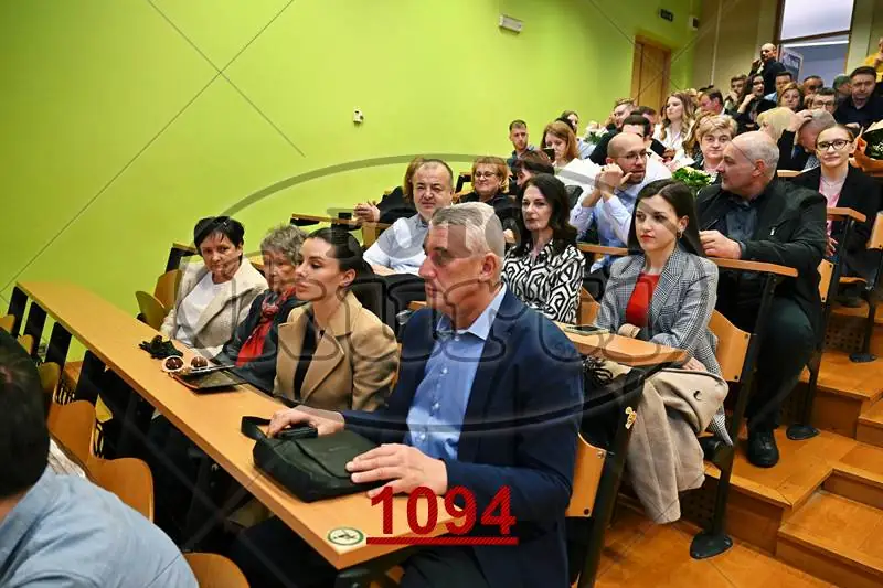 12:30h 11 - FotoKurti