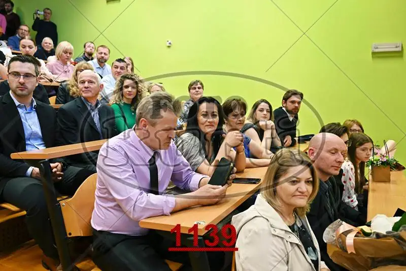 12:30h 8 - FotoKurti