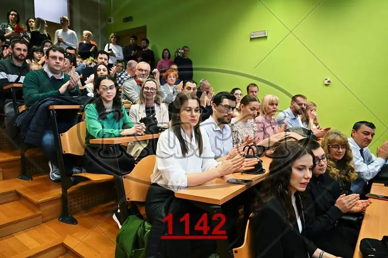 12:30h 11 - FotoKurti