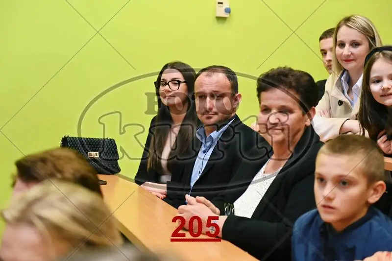 08:30h 11 - FotoKurti