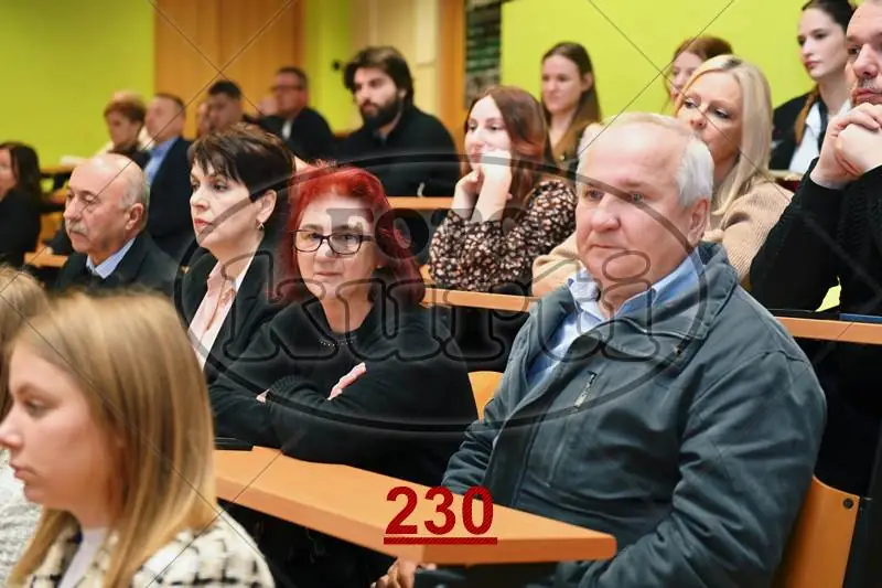 08:30h 12 - FotoKurti