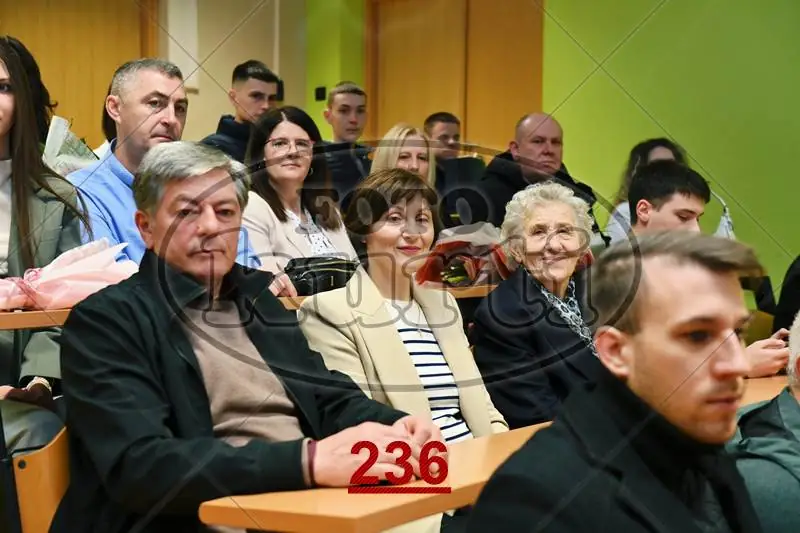 08:30h 6 - FotoKurti