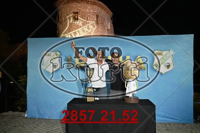 01. Pehari 11 - FotoKurti