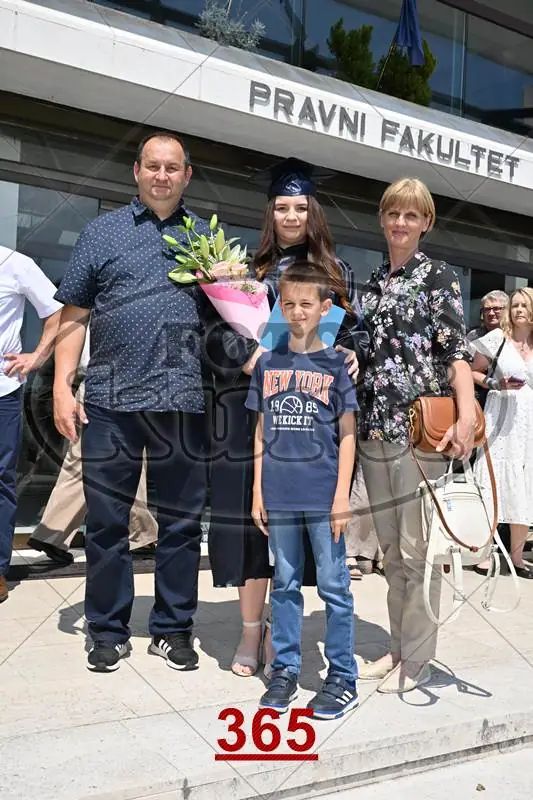 05.06. Pravni fakultet 5 - FotoKurti