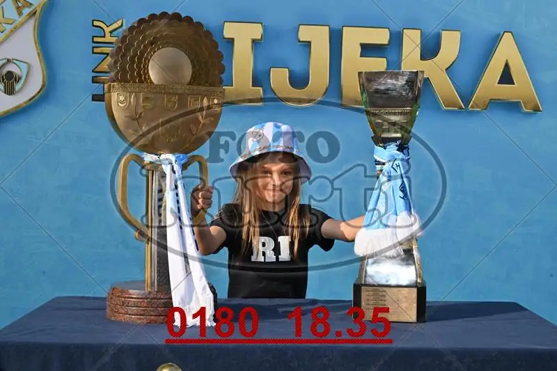 11.06. Korzo 12 - FotoKurti