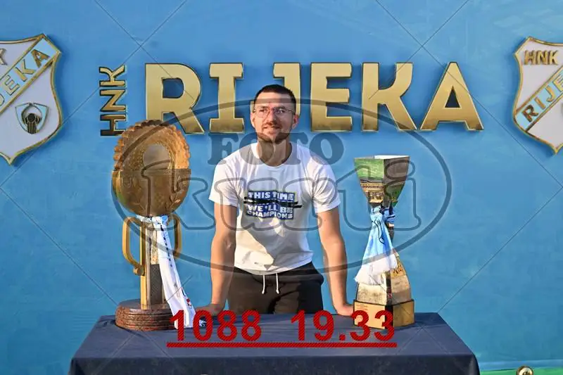 11.06. Korzo 8 - FotoKurti