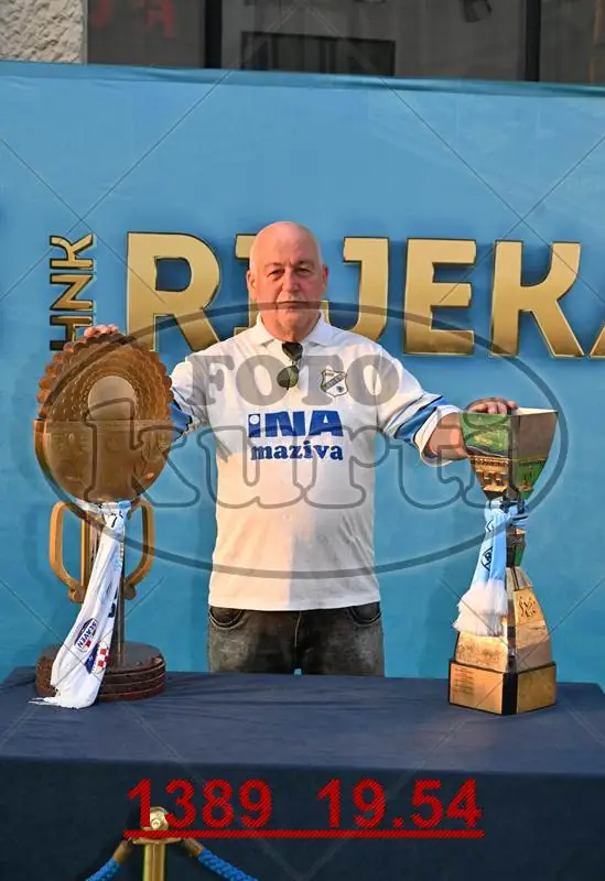 11.06. Korzo 9 - FotoKurti