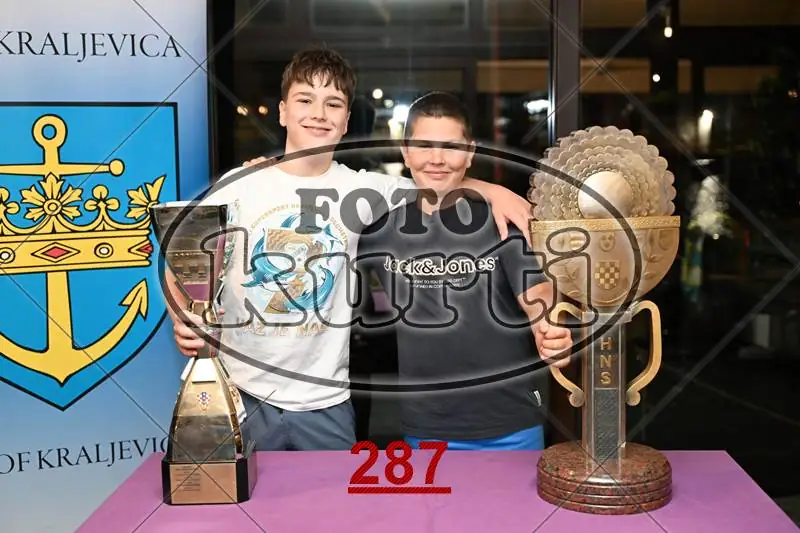 23.08. Kraljevica 11 - FotoKurti