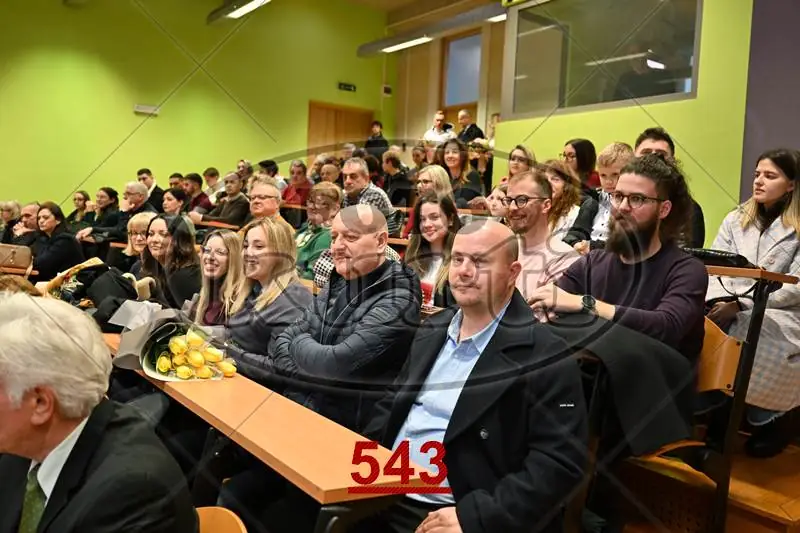 11:00h 12 - FotoKurti
