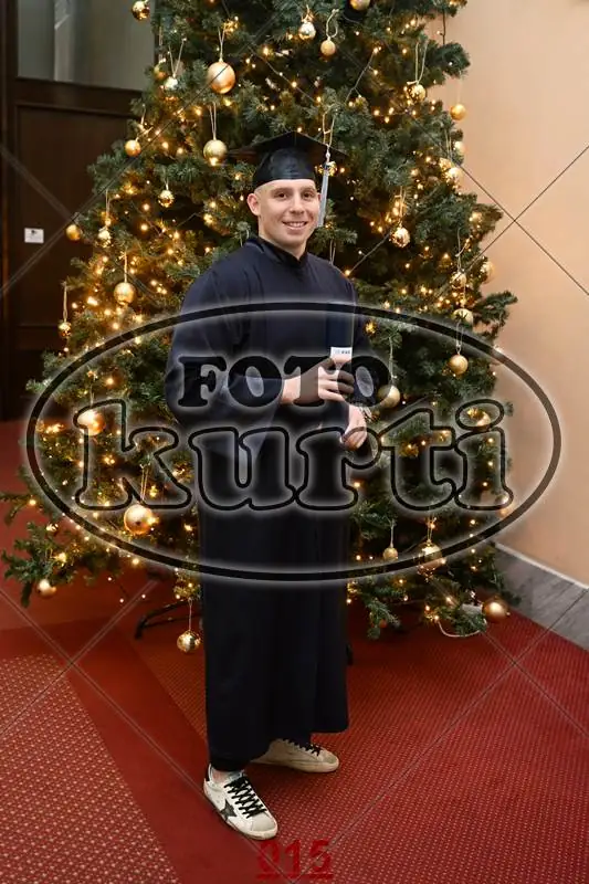9.12. PAR 3 - FotoKurti