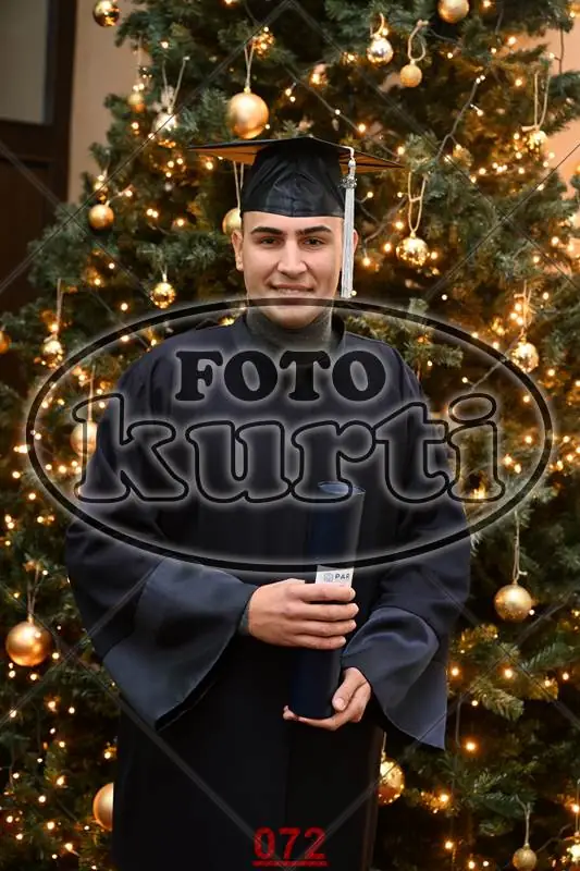 9.12. PAR 12 - FotoKurti