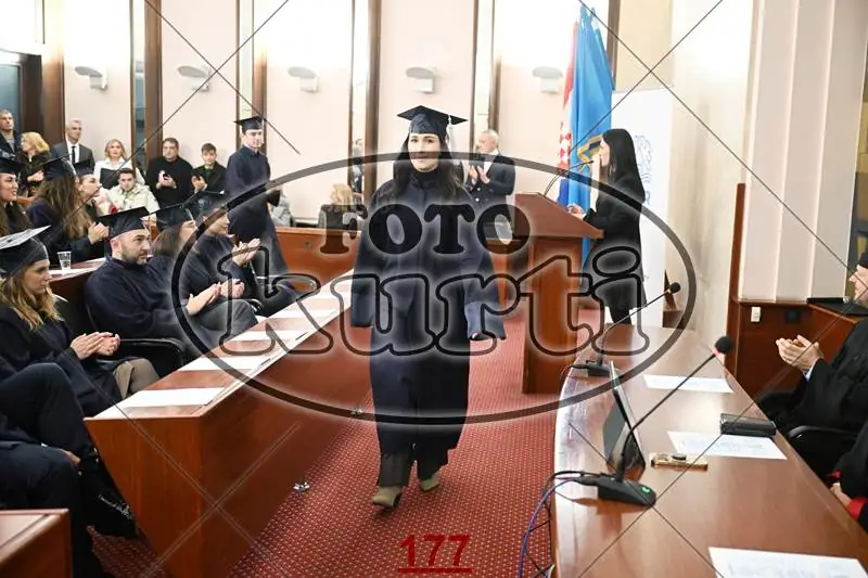 9.12. PAR 9 - FotoKurti