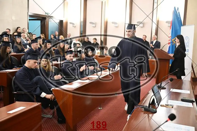 9.12. PAR 9 - FotoKurti