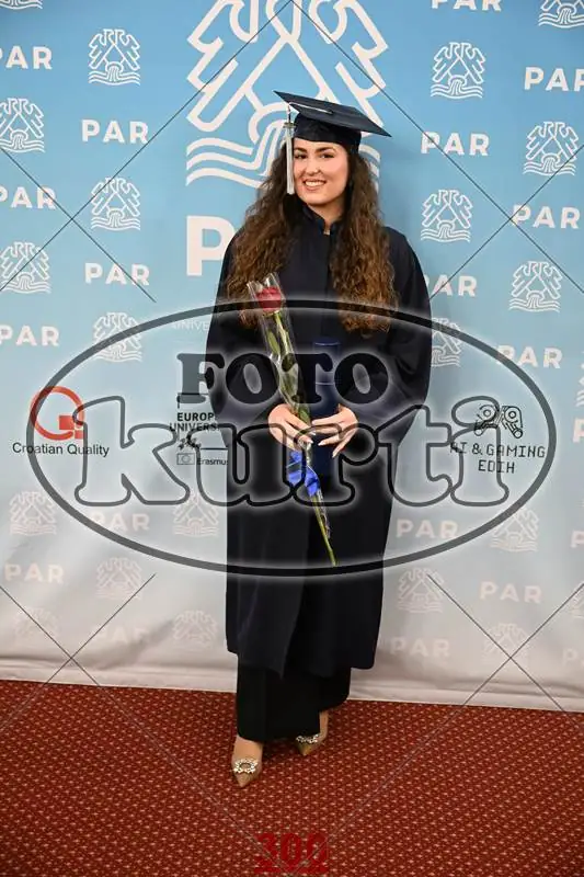 9.12. PAR 12 - FotoKurti