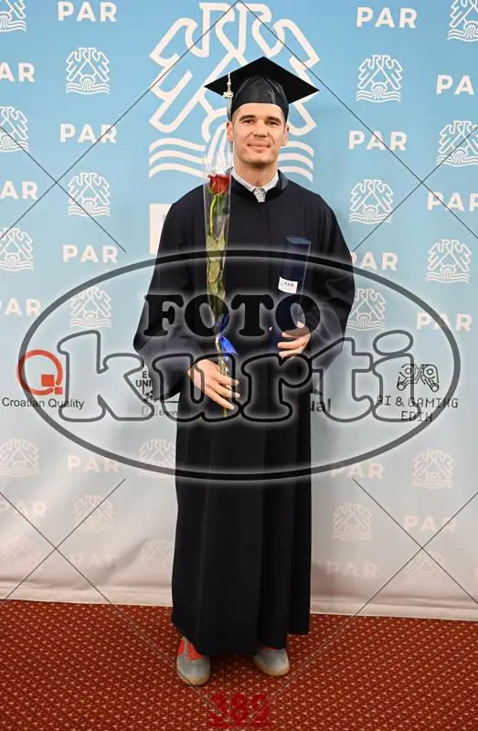 9.12. PAR 5 - FotoKurti