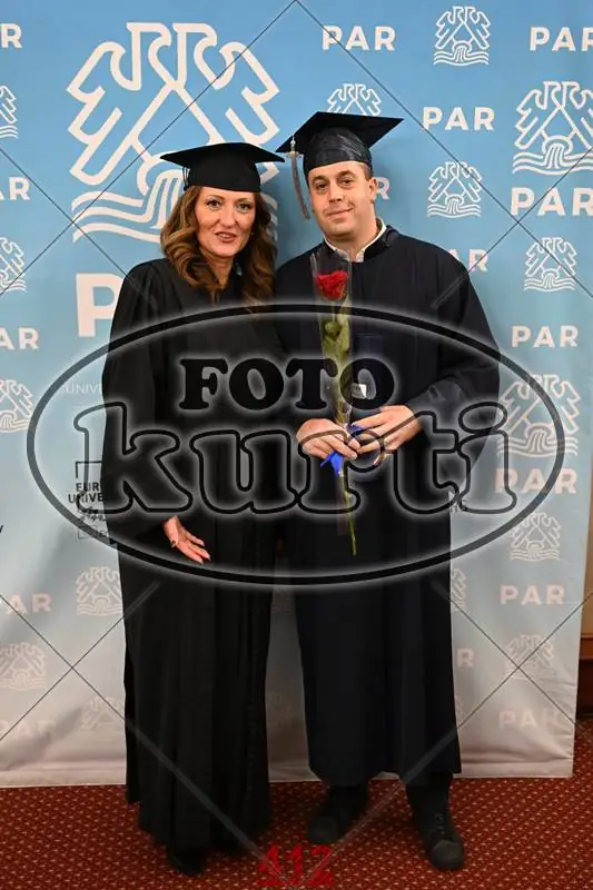 9.12. PAR 4 - FotoKurti