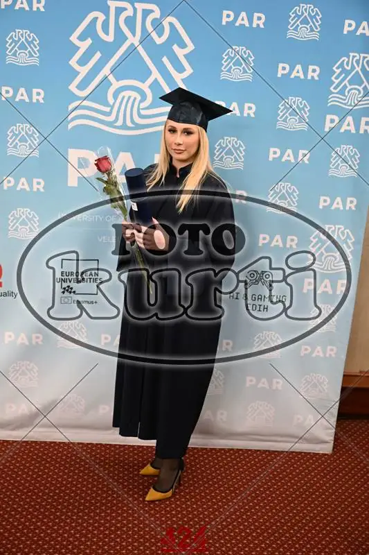 9.12. PAR 4 - FotoKurti