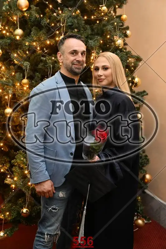 9.12. PAR 4 - FotoKurti