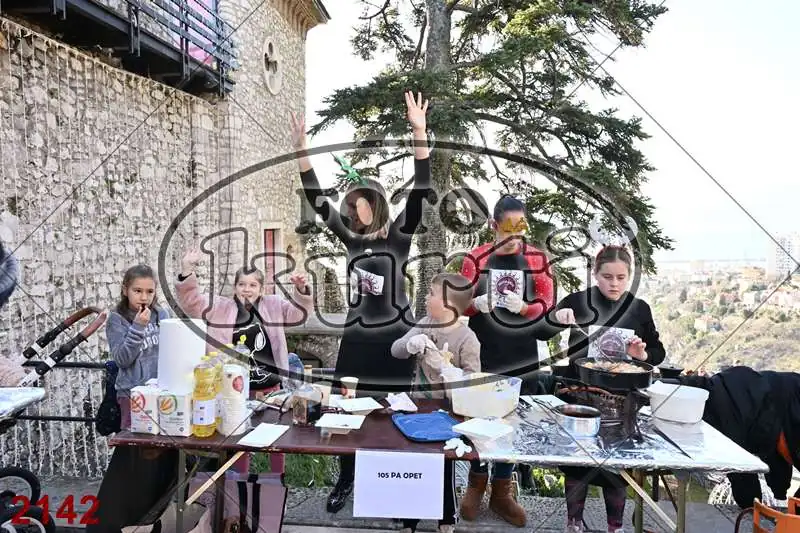 20.12. 10 00 do 15 00 11 - FotoKurti