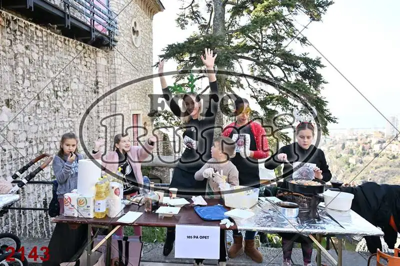 20.12. 10 00 do 15 00 12 - FotoKurti
