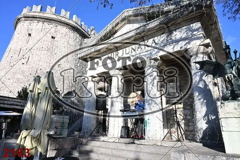 20.12. 10 00 do 15 00 8 - FotoKurti