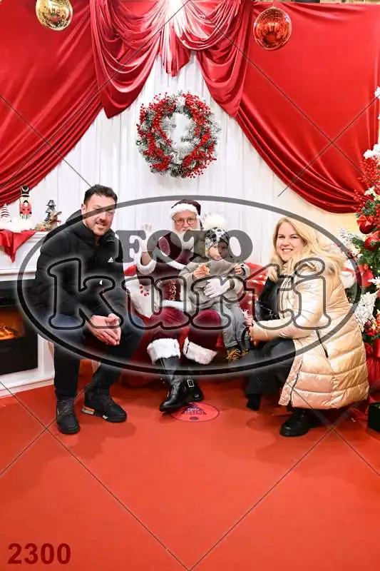 20.12. 15 00 DO 20 00 1 - FotoKurti