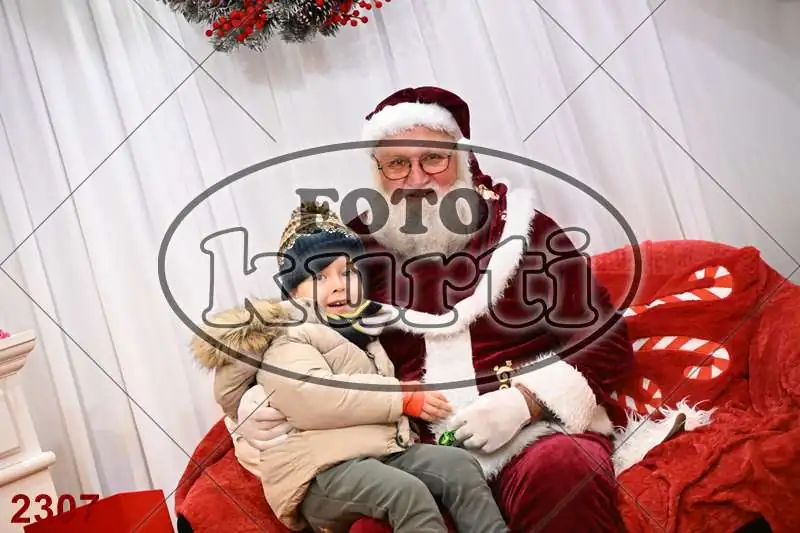 20.12. 15 00 DO 20 00 8 - FotoKurti