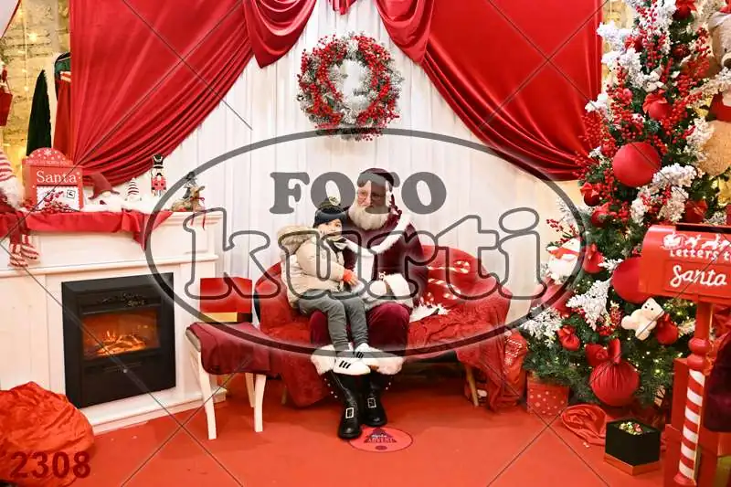 20.12. 15 00 DO 20 00 9 - FotoKurti