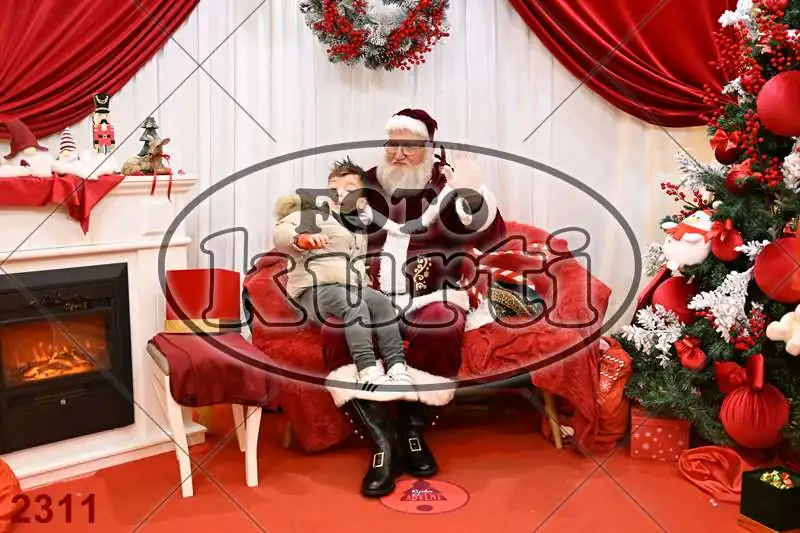 20.12. 15 00 DO 20 00 12 - FotoKurti