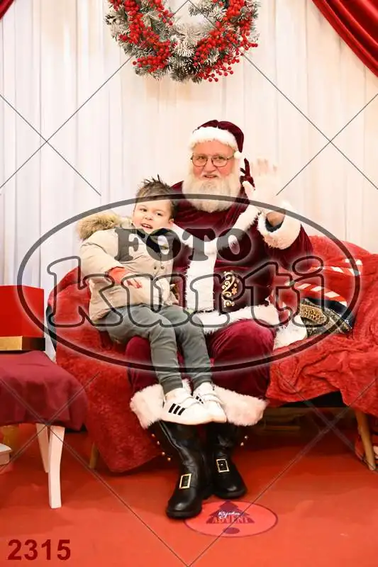 20.12. 15 00 DO 20 00 4 - FotoKurti