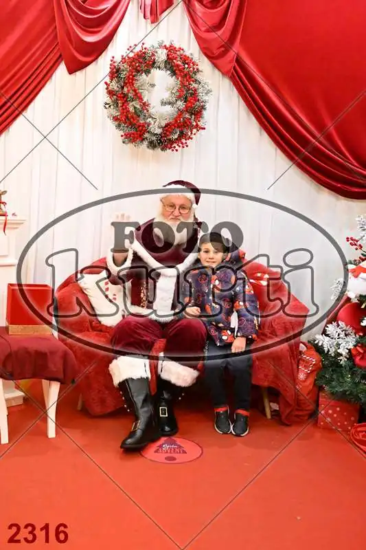 20.12. 15 00 DO 20 00 5 - FotoKurti