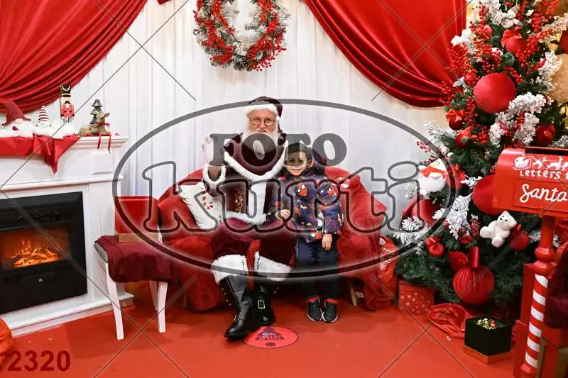 20.12. 15 00 DO 20 00 9 - FotoKurti