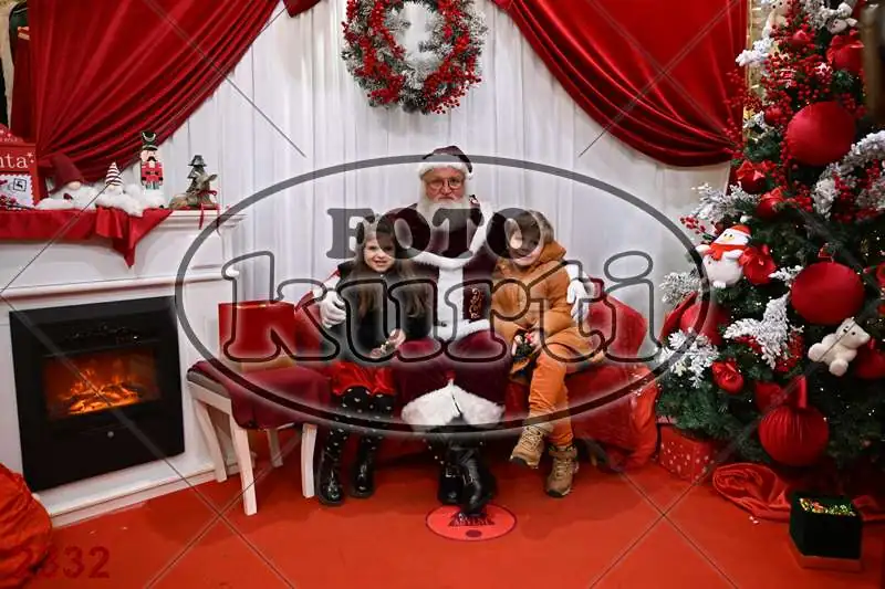 20.12. 15 00 DO 20 00 7 - FotoKurti