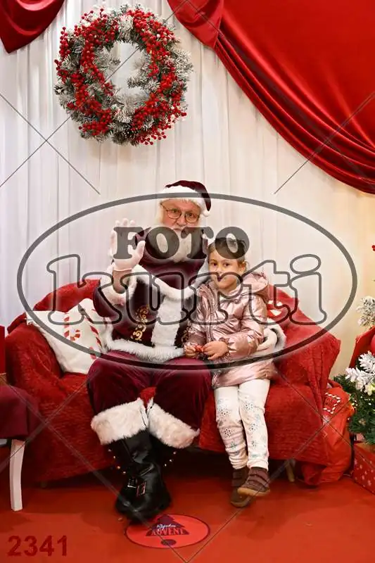 20.12. 15 00 DO 20 00 1 - FotoKurti