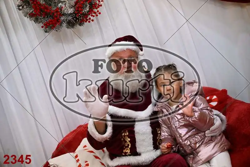 20.12. 15 00 DO 20 00 4 - FotoKurti