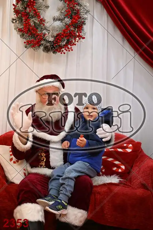 20.12. 15 00 DO 20 00 12 - FotoKurti