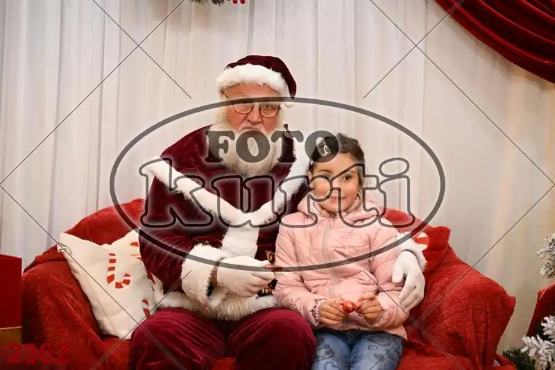 20.12. 15 00 DO 20 00 9 - FotoKurti