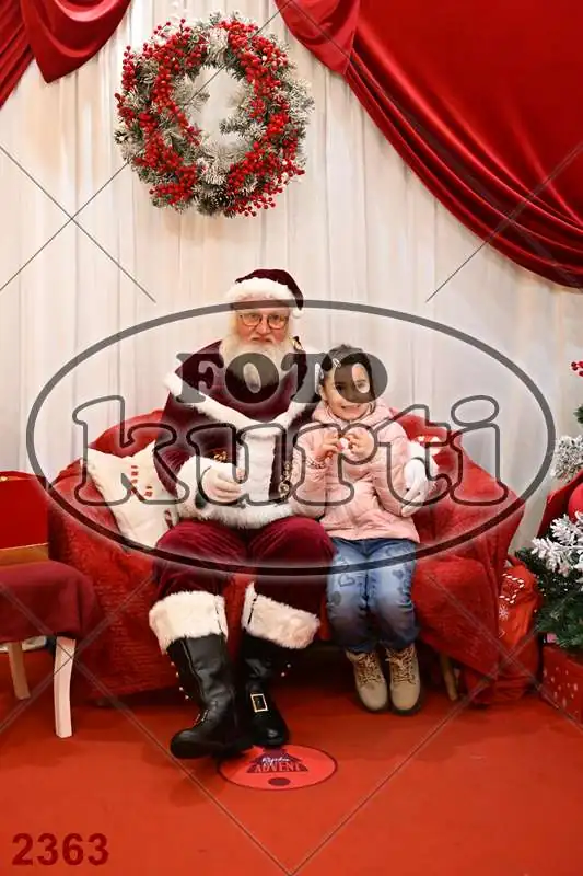 20.12. 15 00 DO 20 00 10 - FotoKurti